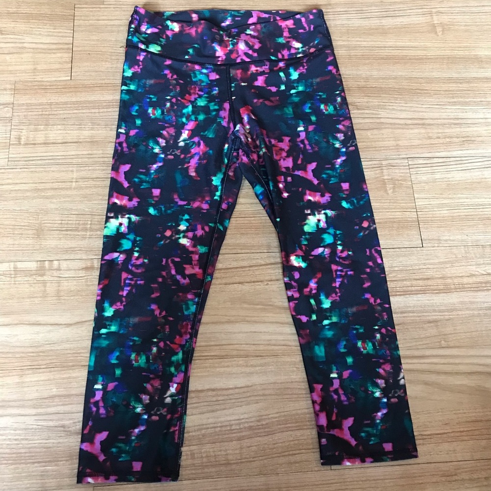 Fabletics Cropped Leggings